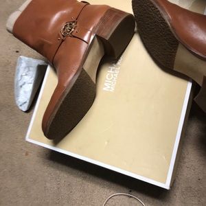 New $250 Michael Kors Turner Ankle Boot sz10m